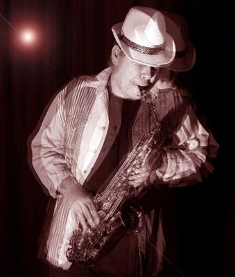 Sax player Friedel Knobel